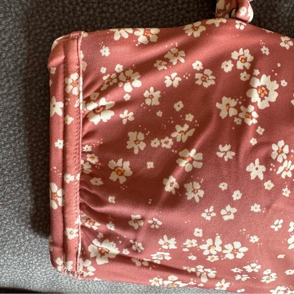 Andie Swim The Bora Bora Convertible Bikini Top In Ditzy Floral Rose Size M NEW - Picture 5 of 14